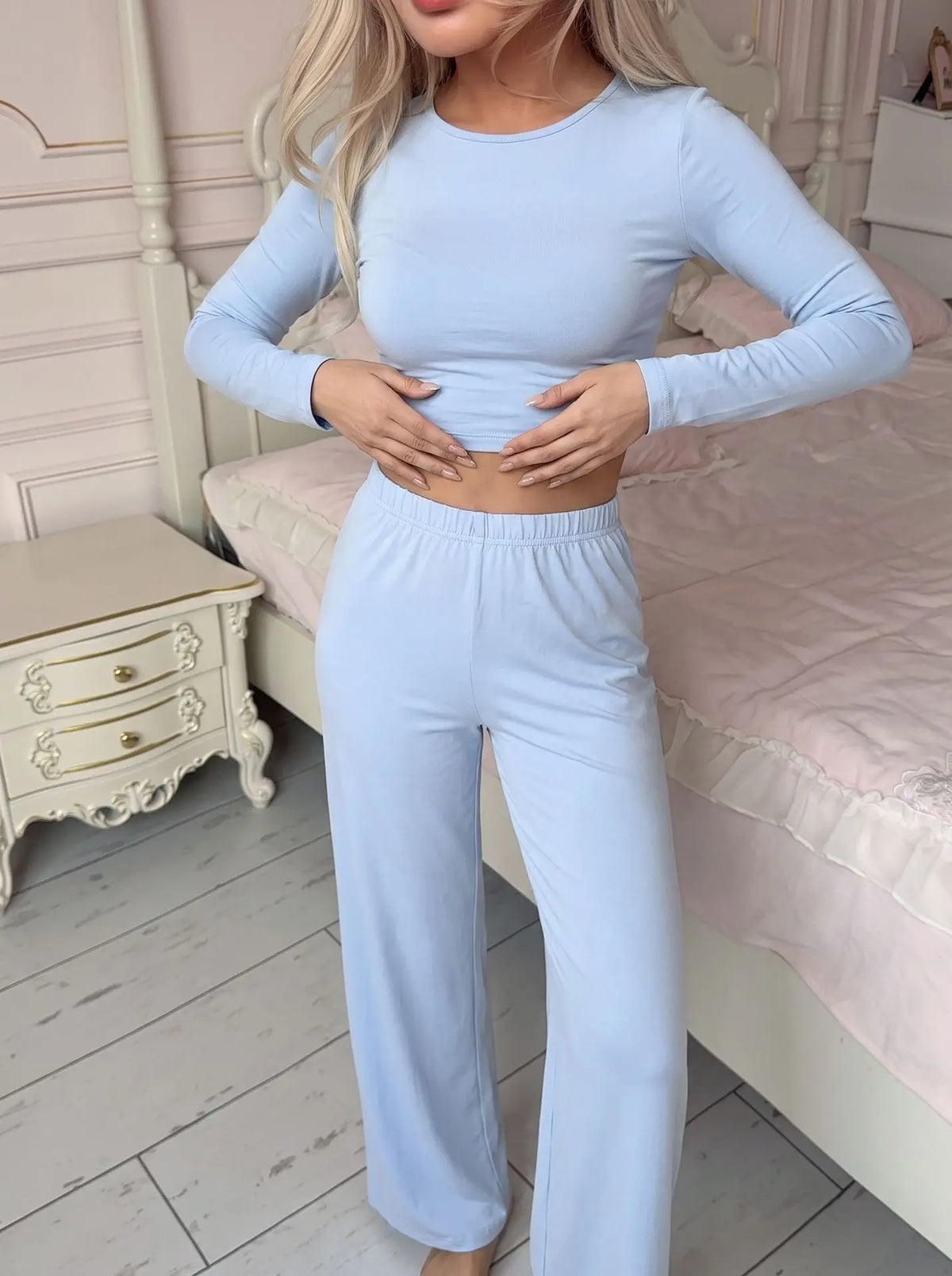 Autumn and Winter Cotton Women's Long-Sleeve and Long-Pants Casual Set, Soft, Comfortable, Stretchy Pajamas and Loungewear